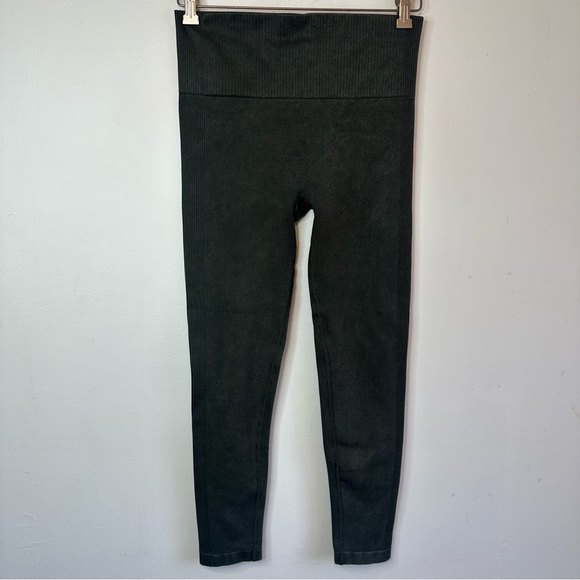 SPANX Pants - SPANX Compression Legging Size XL Gray / Green Seamless Yoga Slimming Pant